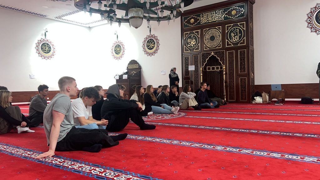 2de24ca0-9ef1-4850-871e-def79f0ed5ef