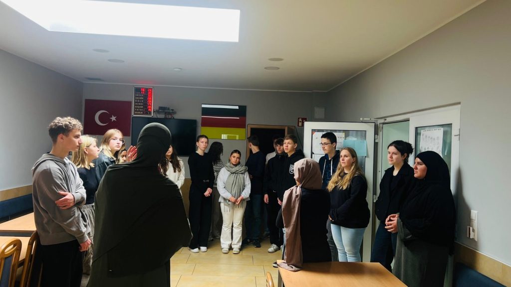 688666b4-96cb-4181-ac70-e2122667d583